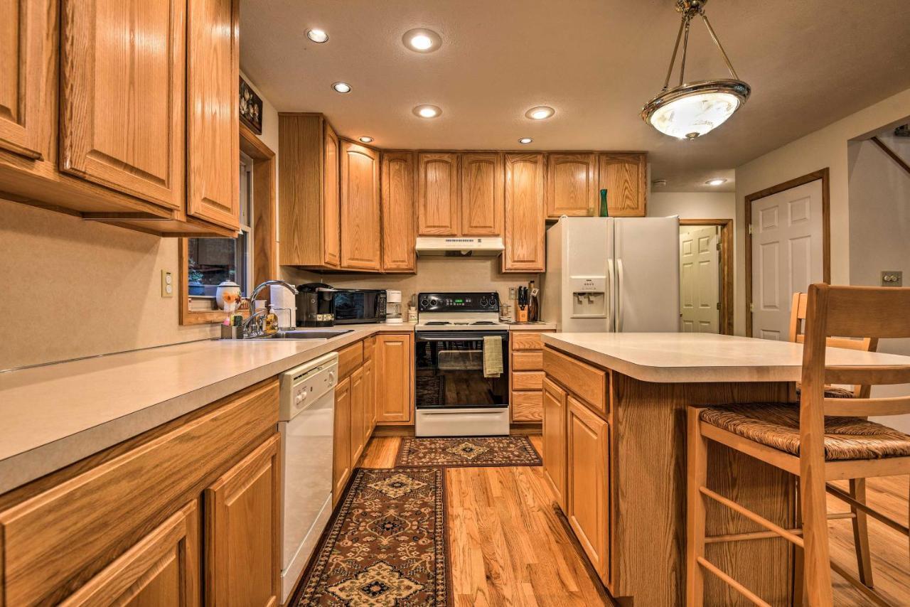 Pocono Mountain Home With 3 Community Lakes! Gouldsboro Εξωτερικό φωτογραφία
