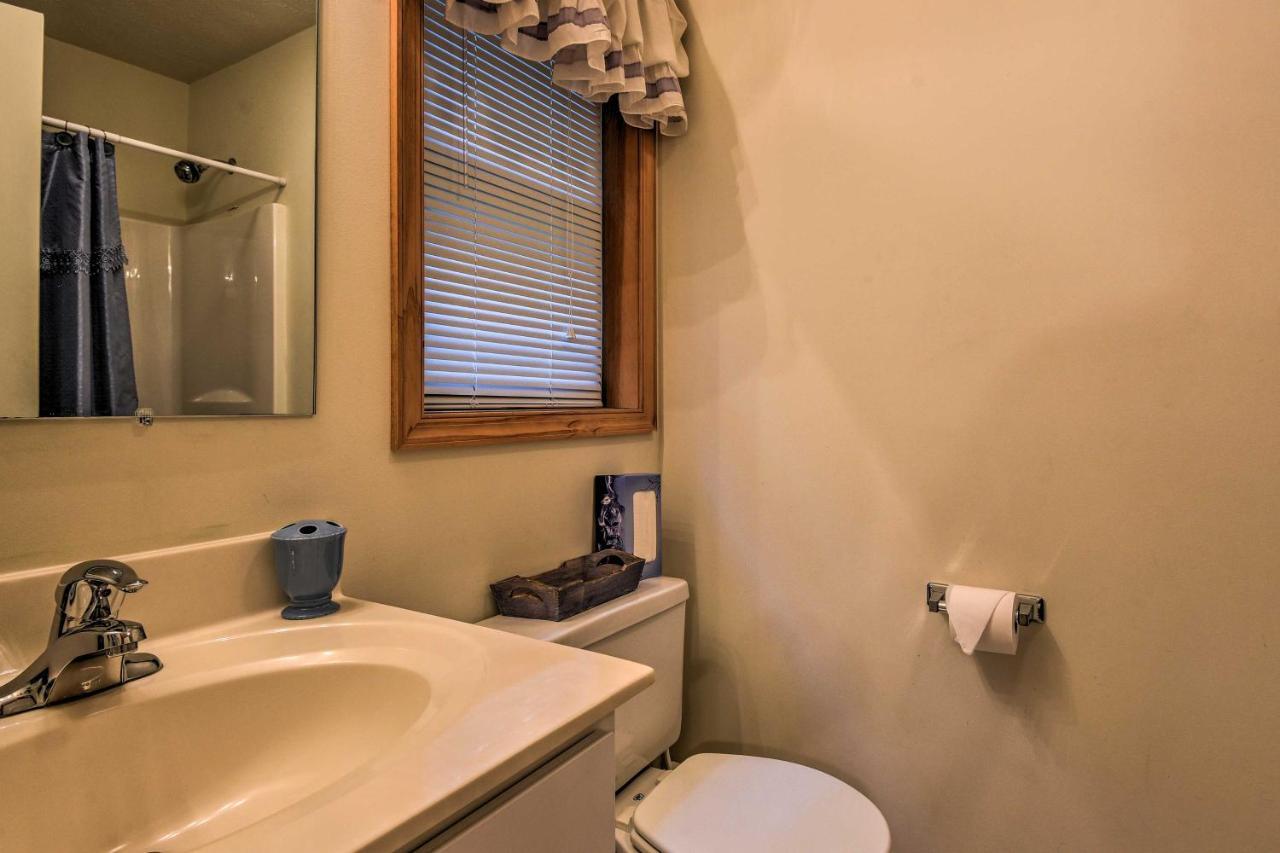 Pocono Mountain Home With 3 Community Lakes! Gouldsboro Εξωτερικό φωτογραφία