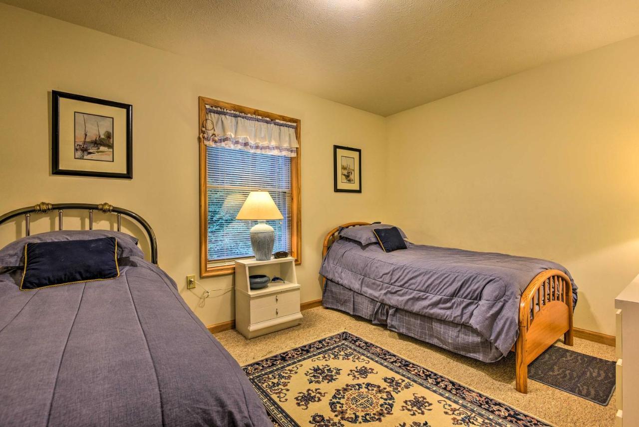 Pocono Mountain Home With 3 Community Lakes! Gouldsboro Εξωτερικό φωτογραφία